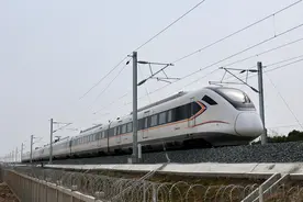 郑开城际铁路全线贯通运营图片