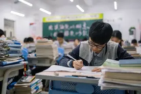 高考复读变局图片
