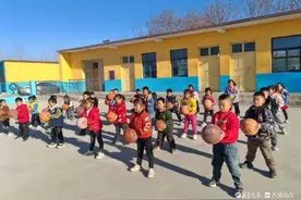 “篮”不住的精彩！东昌府区付楼幼儿园篮球特色课乐享童年图片