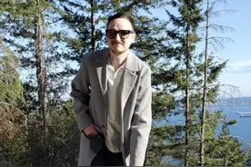 把牙齿“种”进眼睛！加拿大首例“以牙换眼”手术开启，需将牙先植入脸颊三个月图片
