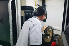 【高质量发展调研行】原点科技：让数控机床用上更聪明的国产“大脑”图片