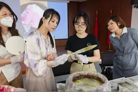 这个楼宇举行文化系列活动，自制漆扇好玩又好看！图片