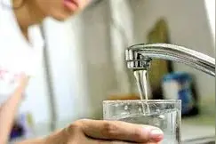 调研手记丨屋顶水箱“下岗”，这里的居民能喝好水、用好水了！图片