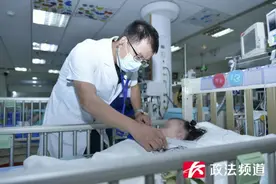 湖南首例！一岁宝宝误吸护发精油，全肺灌洗成功救命图片