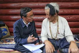 图登克珠教授：开发一方红土 致富一方人民图片