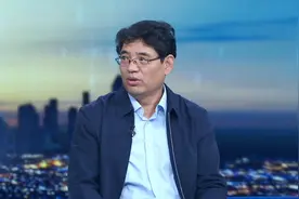 闪电会客厅 | 山东财经大学大数据与人工智能研究院院长刘培德：抢占AI大模型新赛道 赋能高质量发展图片