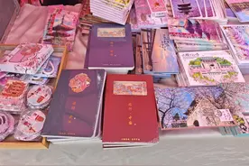 看花排队 吃虾等位 武汉赏樱季迎来首个客流高峰图片