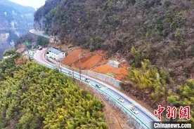 鄂西山区留守儿童的“城市初体验”图片