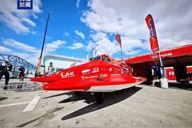 世界F1H2O摩托艇锦标赛开幕 19位顶尖赛手巅峰对决图片