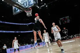 姚明和易建联又同框了，这次是为公益！图片