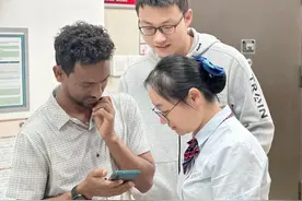 中国银行长沙市天心支行：暖心服务留学生，支付服务“不见外”图片