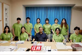 湖南工商大学“文脉e传”团队专访书法家倪文华 探寻数字时代的书法传承与创新图片
