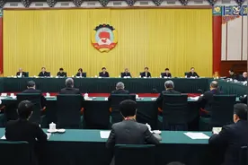 如何加快建立新能源产业再生资源回收利用体系？全国政协召开双周协商座谈会建言献策图片