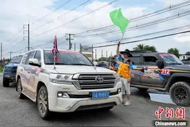 跨四国汽车拉力赛泰国素叻他尼举行SS4集结赛图片