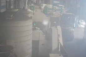 “榜一大哥”被抓！打赏女主播400余万，只为听一声“哥哥”……图片