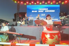 果然视频|“音乐鬼才”卞留念亮相，全国乐器展演在潍落幕图片