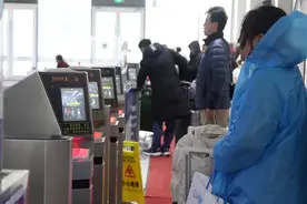 暴雪来袭 济南火车站进站通道有变化 速看！图片