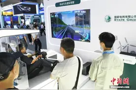 互联网之光丨从一根网线到AI丛生，互联网照亮数字经济图片