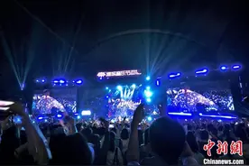 相约“三月三”  绿城音乐节在广西南宁“浪漫”唱响图片