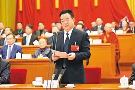 西藏自治区十二届人大三次会议闭幕图片