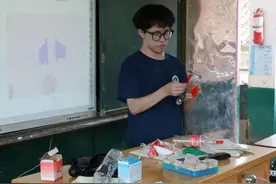 湖南财政经济学院社会实践队开展“三下乡”支教活动图片