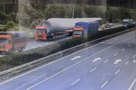 3辆运载风电叶片的大货车擅自变更行驶线路，高速交警提醒跨省大件运输须按许可行驶图片