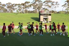 中国男足球员表态：尽全力战胜澳大利亚队图片