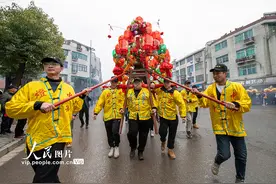 浙江金华：舞龙灯喜迎“二月二”图片