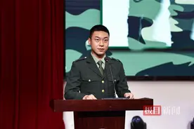 “从吊车尾到体能排头兵，是部队生涯塑造了我！”5名武商院退役复学学生分享服役经历图片