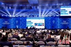 分析报告：2023年中国外贸海运量占全球比重超三成图片
