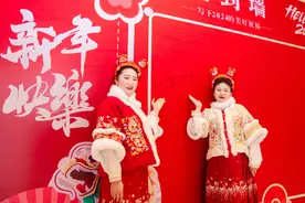 龙年相约金石滩，欢欢喜喜过大年！图片