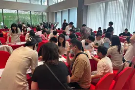 上海“认房不认贷”落地一周，销售和中介眼中的市场火了吗？图片