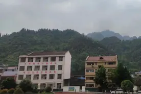 谁在照护900多万个农村小学寄宿生？图片