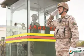 军营观察丨我们在朱日和站岗图片