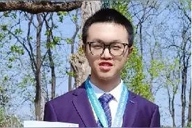 连摘两届奥数金牌，上中这位“数学少年”火了，背后说明了什么……图片