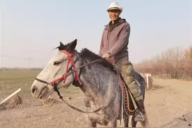 不为人生设限年轻就要多尝试图片