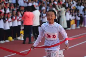 吉林省第二实验学校金秋体育节图片