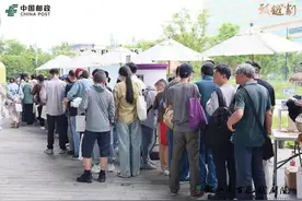 今日首发！有粉丝从东北赶到杭州，彻夜排队见偶像图片