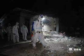 缅甸地震七日：破碎、坍塌、再拾起的生活图片