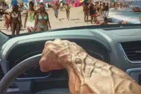 玩家恶搞《GTA6》沙滩玩法：开车无脑碾人就完事图片