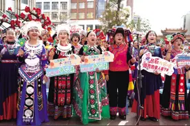 向世界发出春天之邀 请到云南赏花吃花唱民歌过泼水节图片