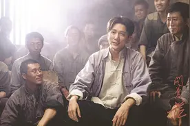 在光影中重温一代伟人革命之路图片