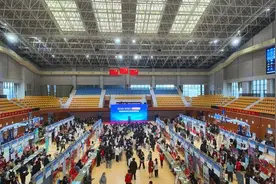 漯河医专举办2024届毕业生春季现场双选会图片