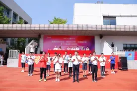 奥运冠军管晨辰体育嘉年华领跑，钱塘区“365健康跑”活动启动图片
