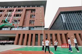 江岸：办好“家门口”的优质均衡教育图片