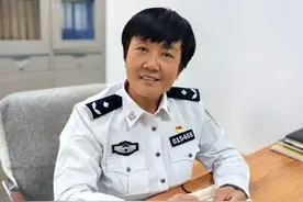 是老胡，也是小胡！凭一腔热爱，她走进居民的“心坎”里 | 彤话铺子图片