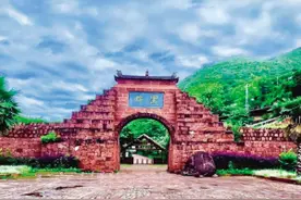 4条环滇观光线路 12条周边游线路 五一假期昆明公交为你准备好了图片