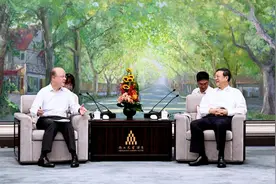 陈吉宁会见德国勃林格殷格翰冯保和、中国生物制药谢承润图片