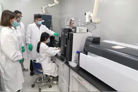 新乡医学院获批“国家人体生物监测项目重点实验室”图片