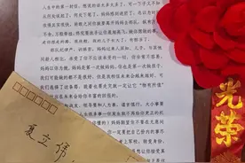 快来看！刚入营新兵的行囊里都装了啥？图片